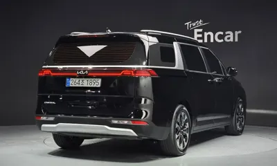 Kia Canival 2023, 59750 км, за 29990000 KRW