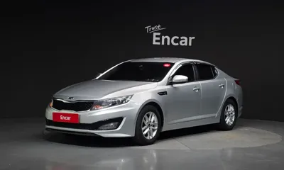 Kia K5 · 2012 год