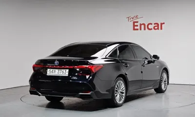 Toyota Avalon 2019, 85003 км, за 27500000 KRW