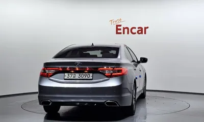 Hyundai Grandeur 2015, 205530 км, за 6300000 KRW