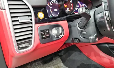 Porsche Cayenne 2020, 86038 км, за 72800000 KRW - фото 28