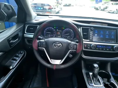 Toyota Highlander 2019, 94500 км, за 109200 CNY - фото 7
