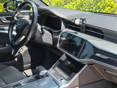 Audi A6L 2020, 90000 км, за 146100 CNY - фото 8