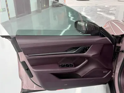 Porsche Taycan 2021, 28000 км, за 252800 CNY - фото 12