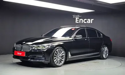 BMW 7-Series · 2016 год