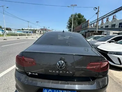 Volkswagen Magotan 2024, 43000 км, за 129800 CNY