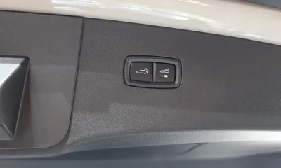 Porsche Cayenne 2025, 18436 км, за 192990000 KRW - фото 33
