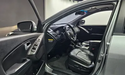 Hyundai Tucson 2015, 119950 км, за 8000000 KRW - фото 10