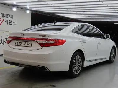 Hyundai Grandeur 2015, 139435 км, за 5950000 KRW