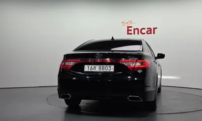 Hyundai Grandeur 2015, 108191 км, за 6500000 KRW