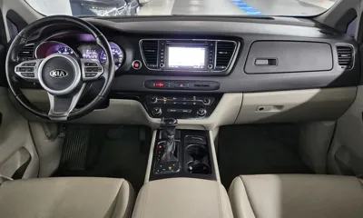 Kia Canival 2016, 123028 км, за 9280000 KRW - фото 7