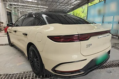 BYD Han 2022, 68800 км, за 93009.82 CNY
