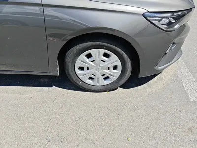 Geely Emgrand 2024, 5000 км, за 40000 CNY - фото 6