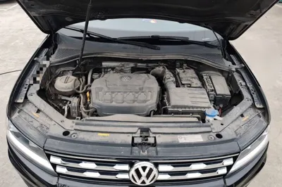 Volkswagen Tiguan L 2019, 89000 км, за 81094.42 CNY - фото 21