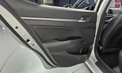 Hyundai Avante 2016, 131104 км, за 9400000 KRW - фото 25
