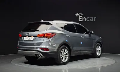 Hyundai Santafe 2018, 64126 км, за 33000000 KRW