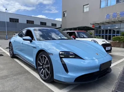 Porsche Taycan 2022, 17000 км, за 425000 CNY