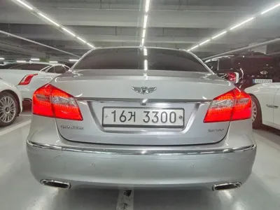 Hyundai Genesis 2013, 220065 км, за 4800000 KRW