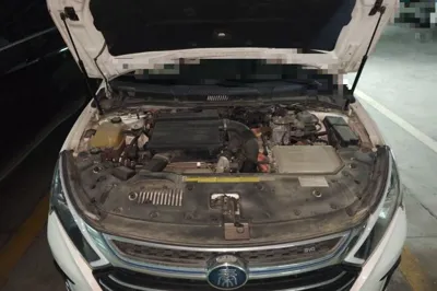 BYD Qin New Energy 2018, 62600 км, за 43264.44 CNY - фото 17