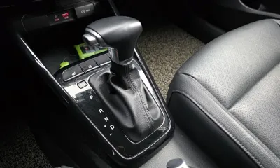 Kia Stonic 2018, 137984 км, за 7890000 KRW - фото 9