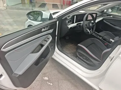Volkswagen Lamando 2024, 2600 км, за 109300 CNY - фото 16
