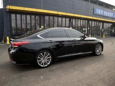 Hyundai Genesis 2016, 228397 км, за 8980000 KRW