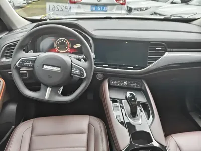 Haval F7 2020, 66500 км, за 40800 CNY