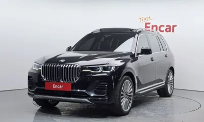 BMW X7 · 2021 год