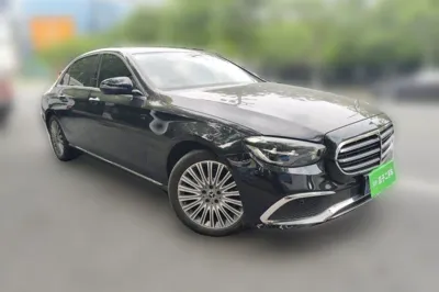 Mercedes-Benz E-Class 2023, 44300 км, за 295127.04 CNY