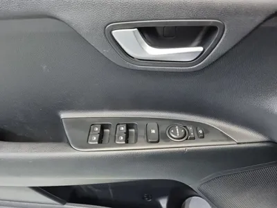 Kia Stonic 2020, 74316 км, за 12500000 KRW - фото 16