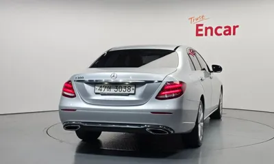 Mercedes-Benz E-Class 2018, 73995 км, за 21900000 KRW