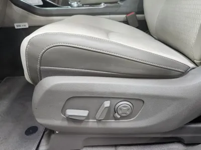 Kia Canival 2025, 18915 км, за 76000000 KRW