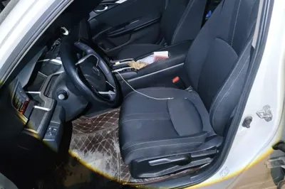 Honda Civic 2019, 93600 км, за 61474.04 CNY - фото 19