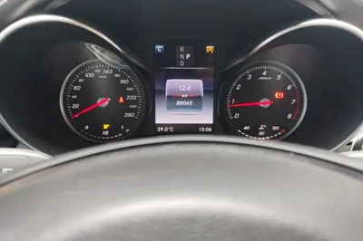 Mercedes-Benz GLC 2019, 88000 км, за 139229.21 CNY - фото 14