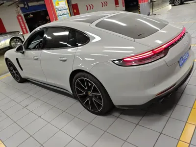Porsche Panamera 2022, 53000 км, за 589800 CNY - фото 12