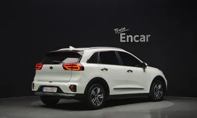 Kia Niro 2021, 57823 км, за 99990000 KRW - фото 2