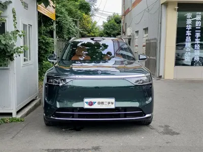 AITO 问界 AITO M8 2025, 13000 км, за 346800 CNY