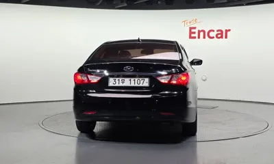 Hyundai Sonata 2011, 214682 км, за 2590000 KRW