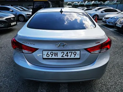 Hyundai Avante 2013, 132471 км, за 2990000 KRW