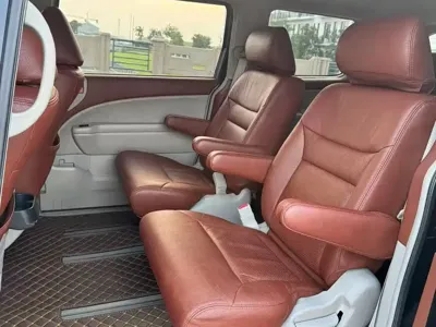 Honda Elysion 2014, 180000 км, за 46800 CNY