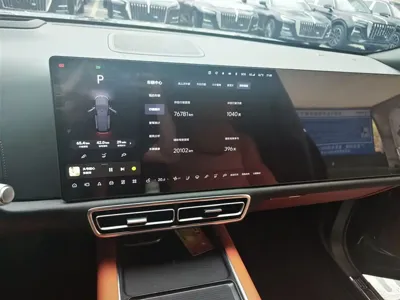 Li Auto Li L9 2023, 76000 км, за 238800 CNY