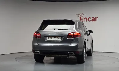 Porsche Cayenne 2012, 170912 км, за 15500000 KRW