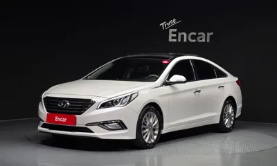 Hyundai Sonata · 2015 год
