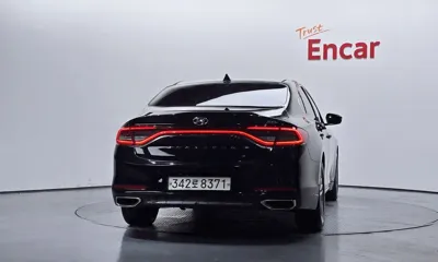 Hyundai Grandeur 2018, 194014 км, за 8480000 KRW