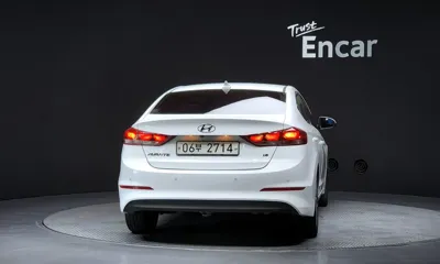 Hyundai Avante 2018, 113439 км, за 9900000 KRW