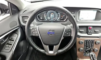 Volvo V40 2015, 56470 км, за 11300000 KRW - фото 12