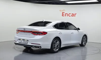 Hyundai Grandeur 2018, 97200 км, за 14000000 KRW - фото 2