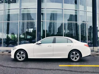 Mercedes-Benz C-Class 2022, 56100 км, за 139800 CNY