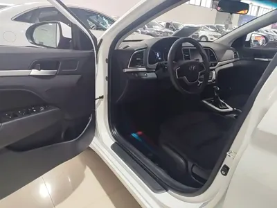 Hyundai Elantra 2019, 50199 км, за 46300 CNY - фото 16