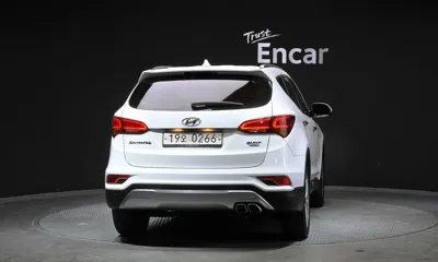 Hyundai Santafe 2017, 129061 км, за 12190000 KRW